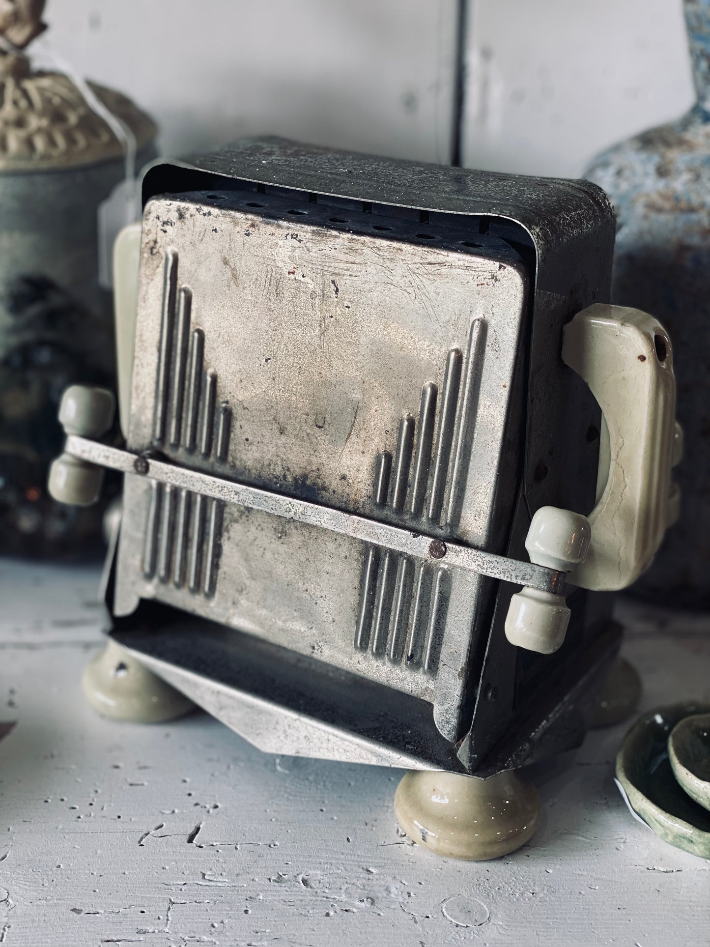 NEW! Beautiful Vintage Toaster