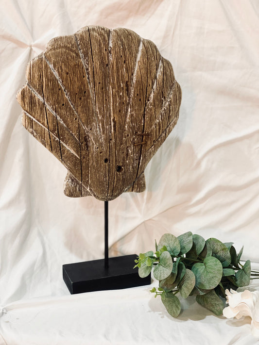NEW! Timber Clamshell on Stand